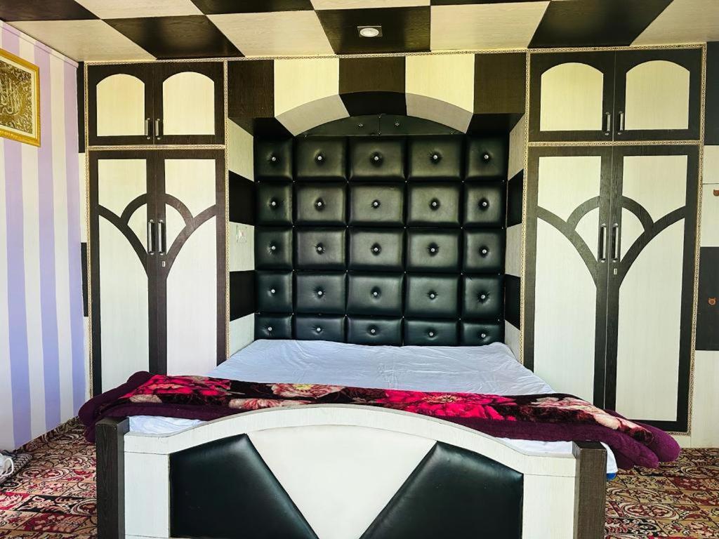Sheen Homestay Gulmarg Luaran gambar